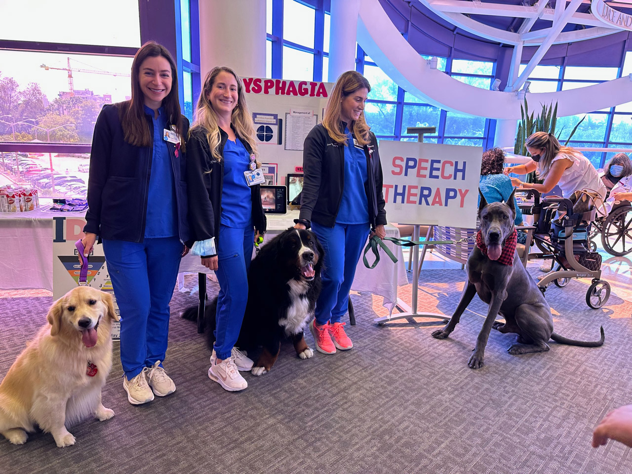  April 27, 2023 | Ale Ramos Therapy Animals
