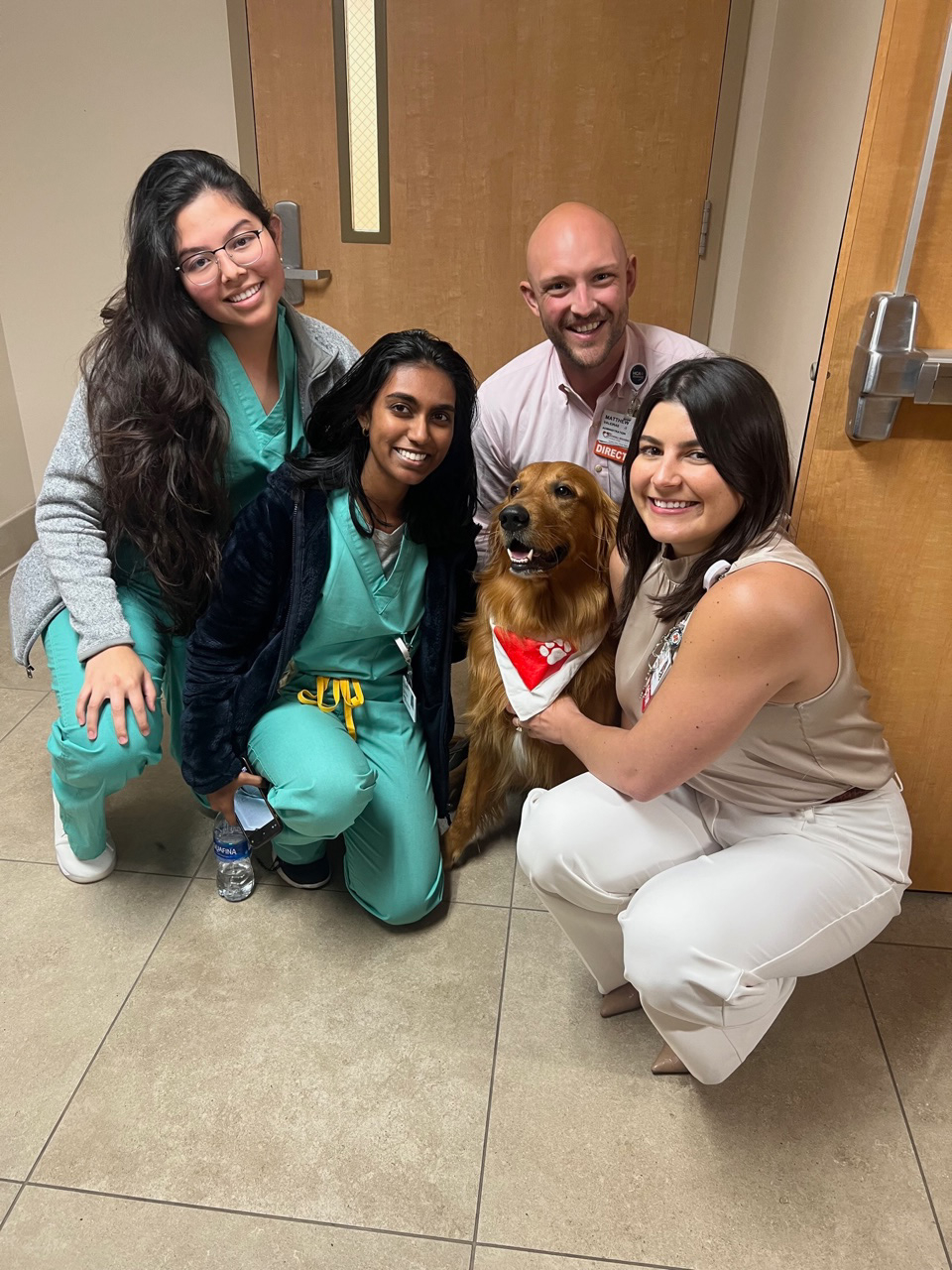  May 9, 2023 | Ale Ramos Therapy Animals