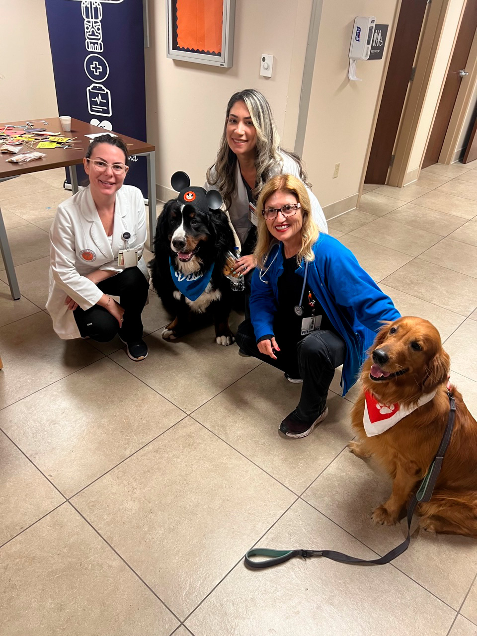  May 9, 2023 | Ale Ramos Therapy Animals