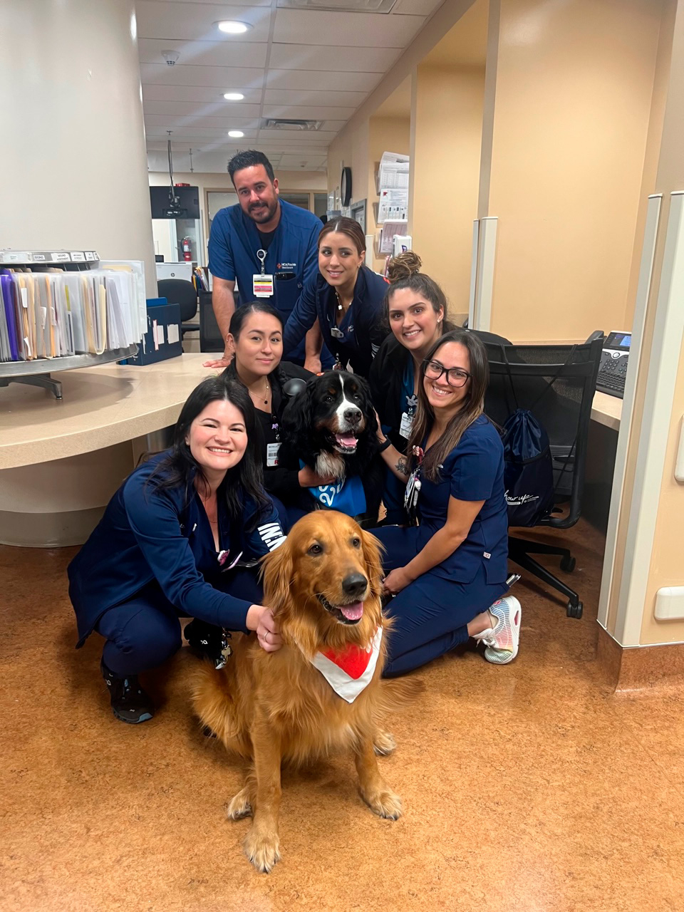  May 9, 2023 | Ale Ramos Therapy Animals