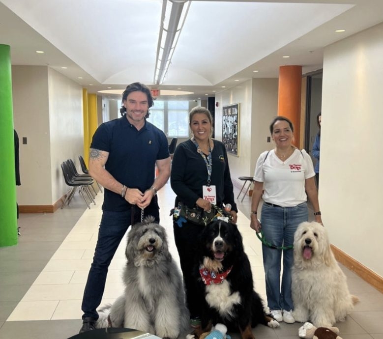 Our Pride Academy visit by Apollo | Ale Ramos Therapy Animals