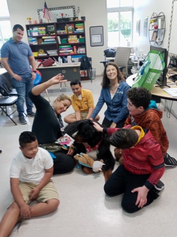 Our Pride Academy visit by Apollo | Ale Ramos Therapy Animals