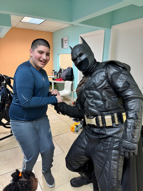 Pedikidz visit by Apollo + Batman - March 22, 2024 | Ale Ramos Therapy Animals