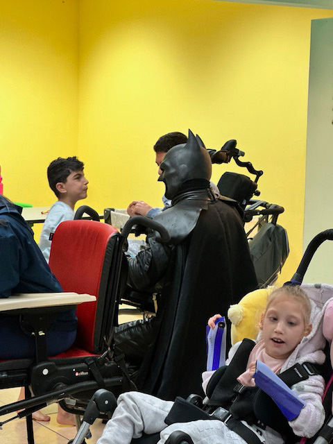 Pedikidz visit by Apollo + Batman - March 22, 2024 | Ale Ramos Therapy Animals