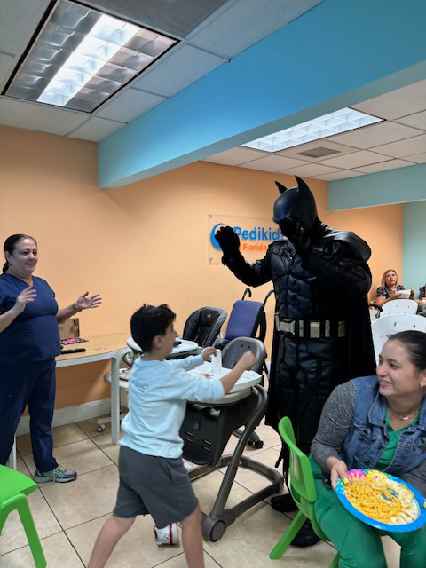 Pedikidz visit by Apollo + Batman - March 22, 2024 | Ale Ramos Therapy Animals