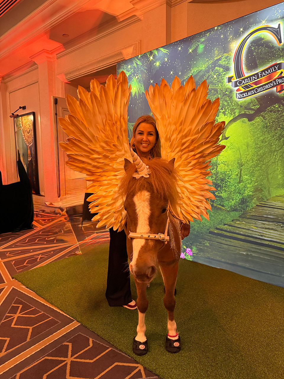 Pegasus at Carlin Prom by Nicklaus Children’s Hospital - April 12, 2025 | Ale Ramos Therapy Animals