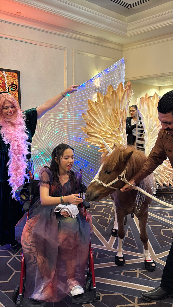 Pegasus at Carlin Prom by Nicklaus Children’s Hospital - April 12, 2025 | Ale Ramos Therapy Animals