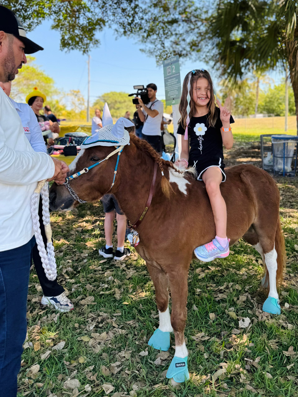 Pegasus at Super Heroe event - March 8, 2025 | Ale Ramos Therapy Animals