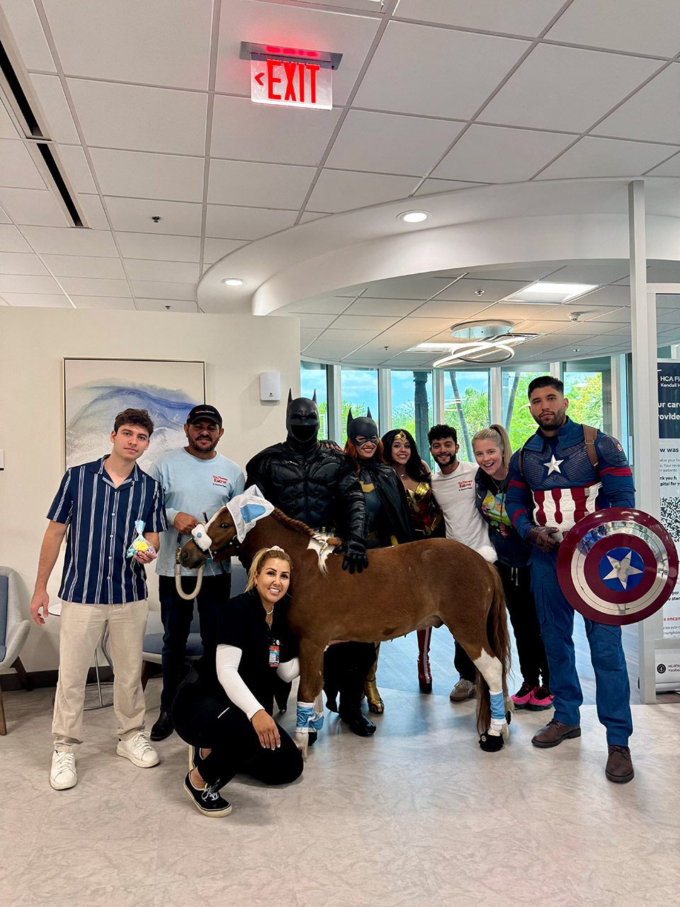 Pegasus visit Florida Kendall Hospital - April 17, 2025 | Ale Ramos Therapy Animals