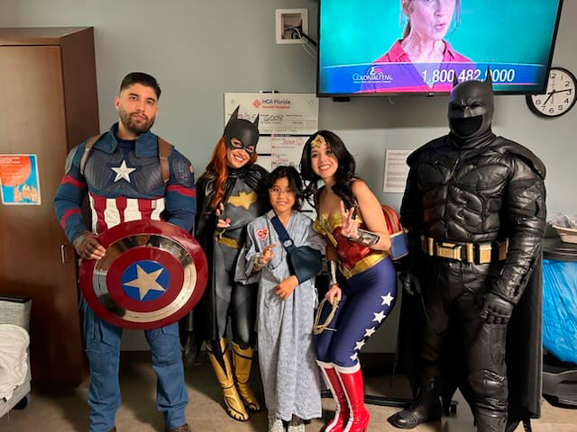 Pegasus visit Florida Kendall Hospital - April 17, 2025 | Ale Ramos Therapy Animals