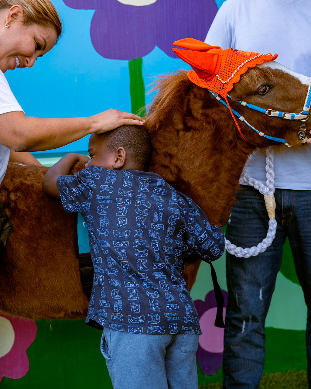 Pegasus visit Patches - PPEC | Ale Ramos Therapy Animals