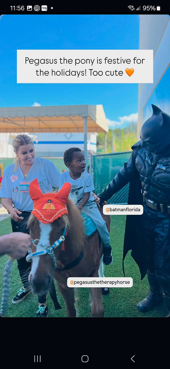 Pegasus visit Patches - PPEC | Ale Ramos Therapy Animals