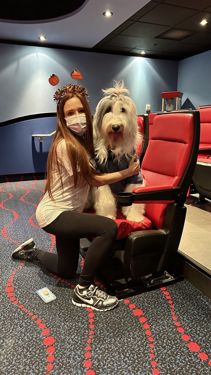 Thanksgiving at Nicklaus Children’s Hospital with Thor | Ale Ramos Therapy Animals