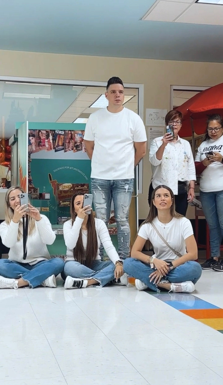 Valentine celebration at Big Bear Academy with Odin 2023 | Ale Ramos Therapy Animals