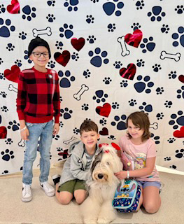 Valentine celebration at Nicklaus Children’s Hospital - February 2024 | Ale Ramos Therapy Animals