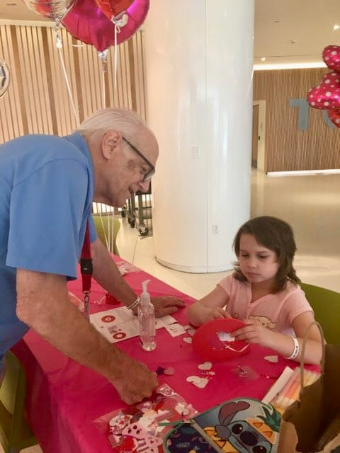 Valentine celebration at Nicklaus Children’s Hospital - February 2024 | Ale Ramos Therapy Animals