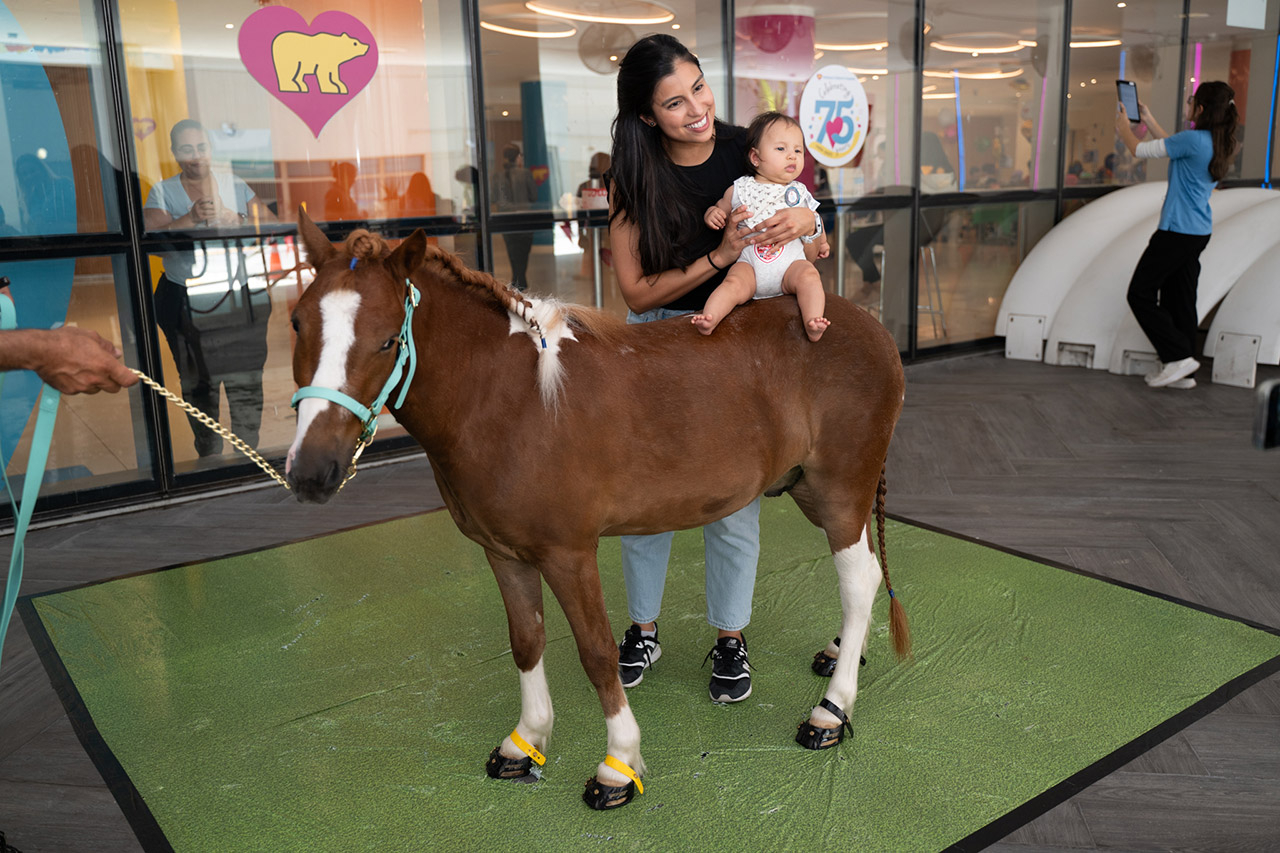 Visit by Pegasus at Nicklaus Children’s Hospital - June 12, 2025 | Ale Ramos Therapy Animals