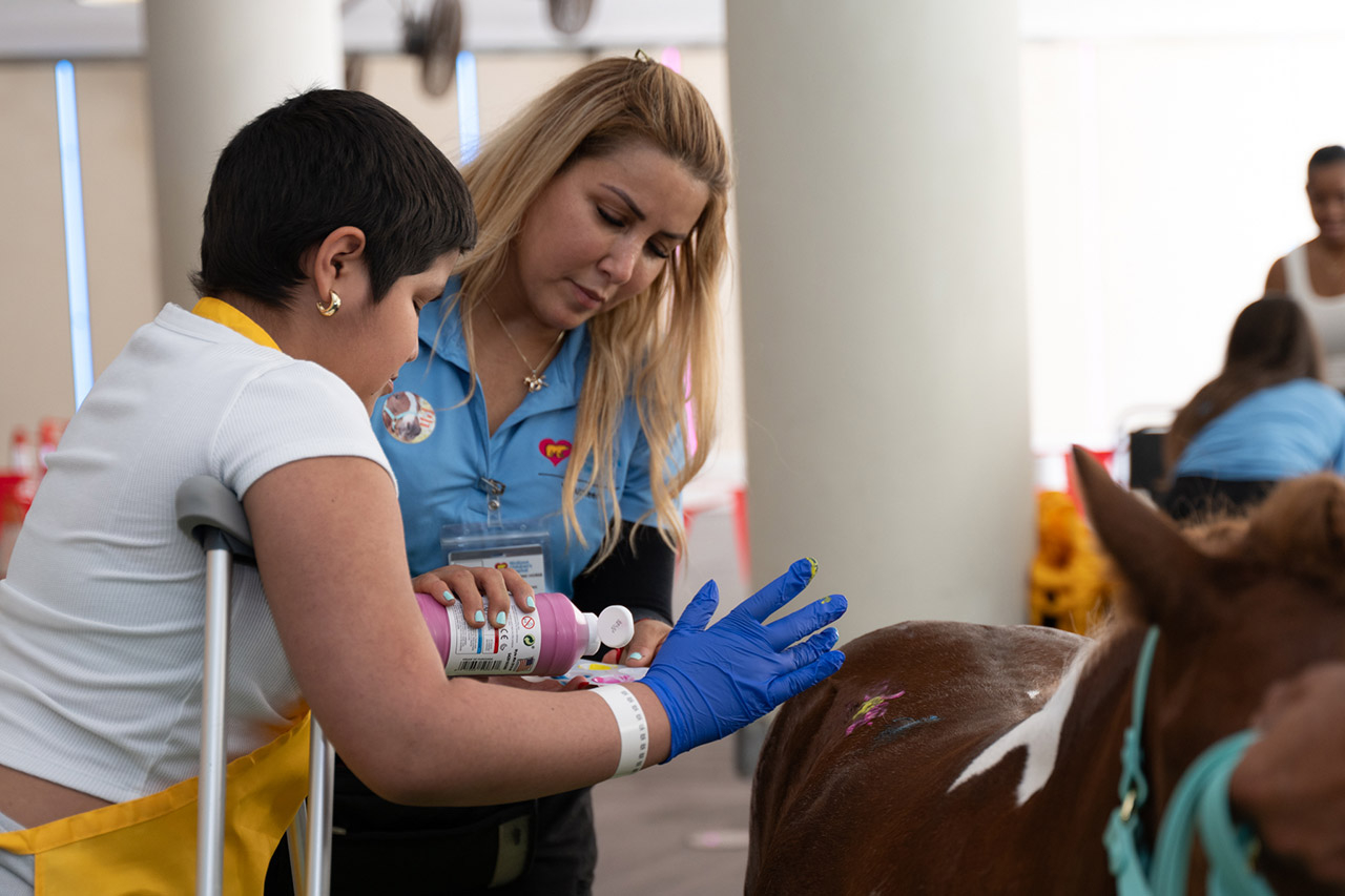 Visit by Pegasus at Nicklaus Children’s Hospital - June 12, 2025 | Ale Ramos Therapy Animals