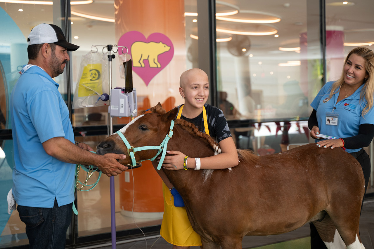 Visit by Pegasus at Nicklaus Children’s Hospital - June 12, 2025 | Ale Ramos Therapy Animals