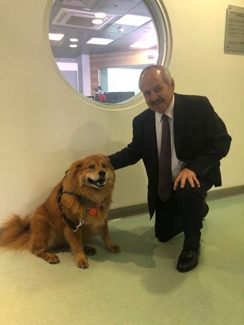 With my friend Dario Arizmendi / Caracol – Colombia 2018 | Ale Ramos Therapy Animals